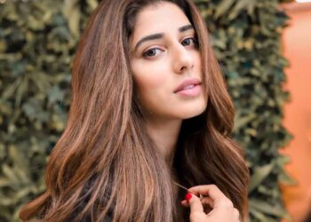 Jasmin Bajwa Portrays On Kangana Ranaut Iconic Dialogue From Her Movie Queen - Check Out This Humorous Video