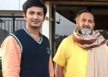 "Working alongside Mahesh Manjrekar sir under his guidance for 7 films has always made me feel fortunate enough" says actor Suhrud Wardekar