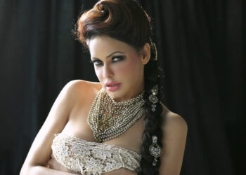 Actress Poonam Jhawer Talks About Her Glorious Journey in Bollywood